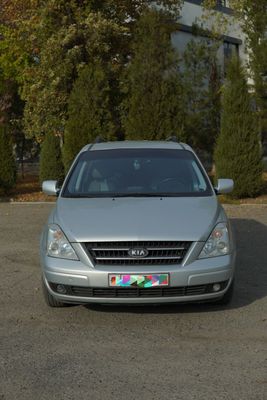 Продается Kia Carnival