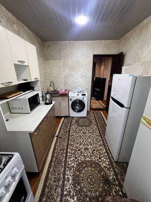 Чиланзар 6 квартал 1 ком 350