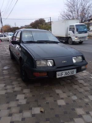 Ford siera 1988