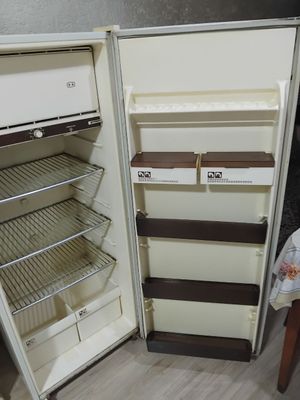 Продаю холодильник