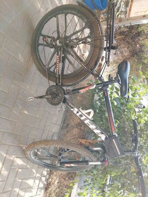 Velosiped yangi .