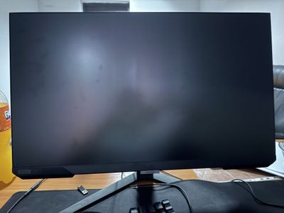 Samsaung odissey g4 27 240hz obmen 25 tali 300 hz li yoki sotiladi