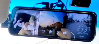 Android 19 dyumli tesla manitor 1 oy boldi olganima qamera 3 qamerasi
