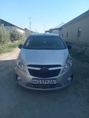 Spark sotiladi xalati Alo yurgani xalol oladiganlar tel qilsin