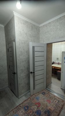 Продам свою 1 комнатную квартиру на Юбилейном