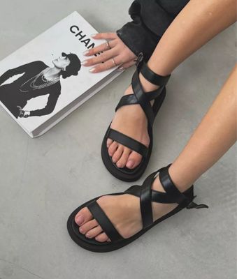 Сандали новые 37-38р.
