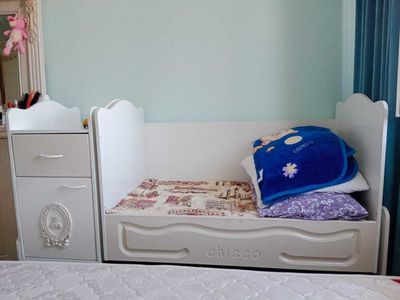 Детская кровать с шкафом