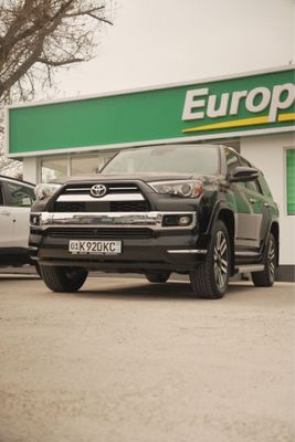 Toyota 4Runner LIMITED, 2023