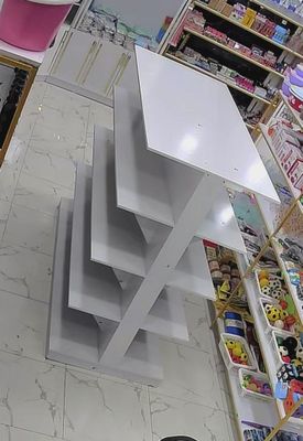 Do'kon uchun mebel