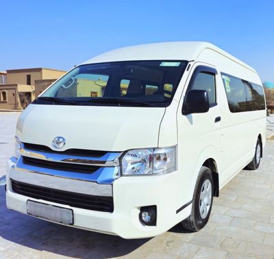 Tayota Hiace 2018 Benzin Propan 30.000 km