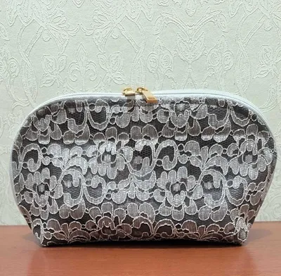 Женские косметички.