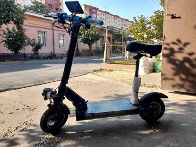 Новый электросамокат