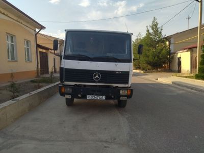 Мерседес Гигант 817