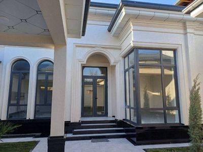 Учкахрамон постдан 2 км кирганда Парвозда 2,5 сотик под ключ
