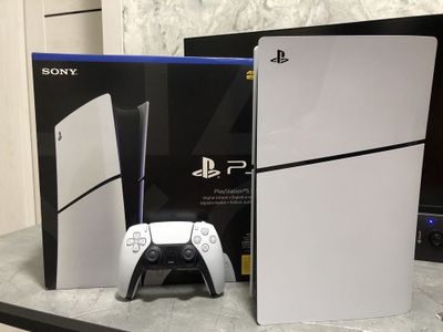 Playstation 5 slim digital с Ps plus deluxe