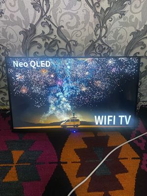 Qled smart tv 32dyum