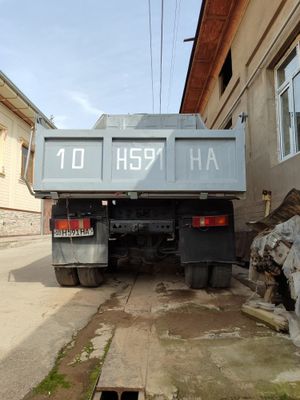 Kamaz samasval sotladi