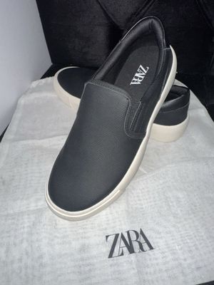 Мужская обувь 41 размер от ZARA .