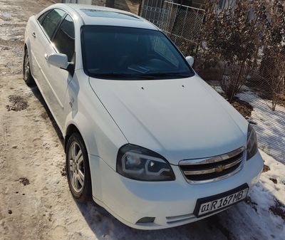 Машина Lacetti, в хорошем состоянии