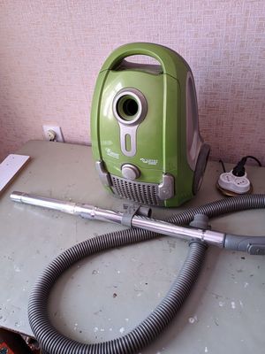 Пылесос Comer Vacuum cleaner Lotus 2200W