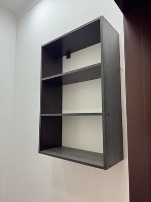 Mebel va kuler tez va arzon narxda sotiladi