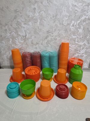 Кормушки и поилки для цыплят и кур