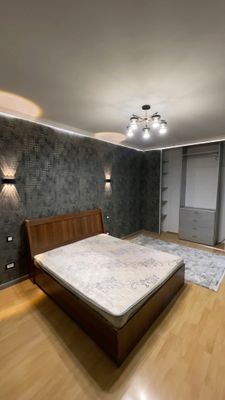 Срочно сдаётся квартира! 3/5/5, ул.Мирзо Улугбек