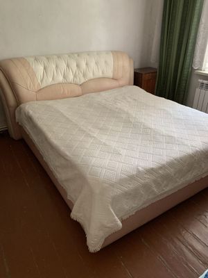 Кровать двухспальная