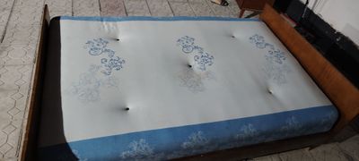 Продаётся кровать