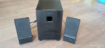 Продае́тся самбуфер Microlab
