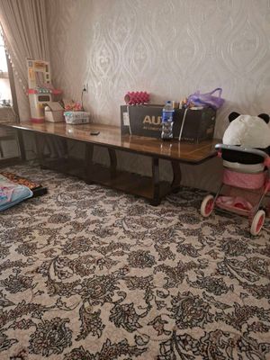 стол