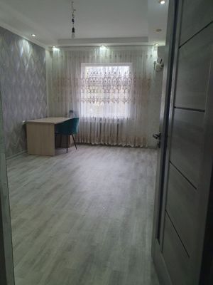 Сдаётся 3 комнатная квартира Район Миробод Массив Куйлюк 4