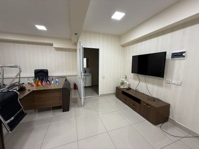Срочно 120 м2 недолеко от метро (Ганга)