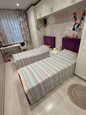 Продаются две кровати 216 х 92 см в отл. состоянии