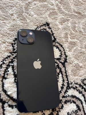 iPhone 13 idealno