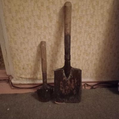 Продаю вве лопатки для сада, для песочниц