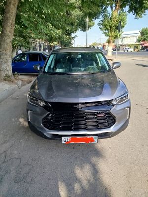 Tracker 2 premier plus , 2025