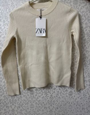 Лёгкий свитер Zara с биркой — новый