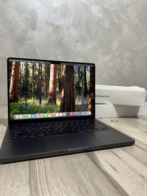 Macbook pro m3 pro 18/512 GB