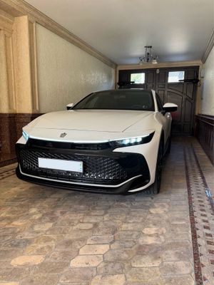 Продается Toyota CROWN 2024 год Гибрид