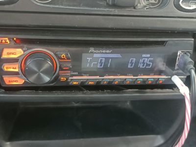 Pioneer DEH-1700UBA