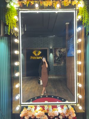 Zara, yengsiz ko’ylak. Parisdan olingan.