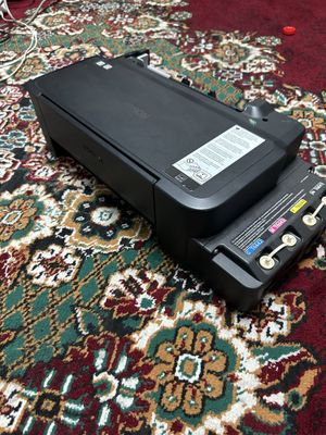 Epson L120 4ta rangli kam ishlagan pechatlari tinniq