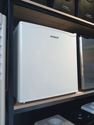 Mini holadilnik aiwa 50 L