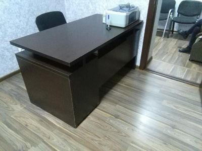 Рабочий стол, офисный стол