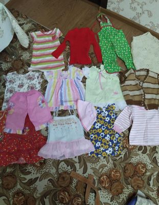 Продам сразу оптом вещи на девочку.На 2,3 годика