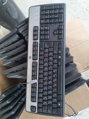 Оригинальные клавиатуры HP и Avtech в количестве