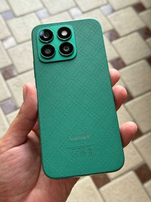 Honor X8b 8/256 Amoled в идеальном состоянии с кор.. и доку..