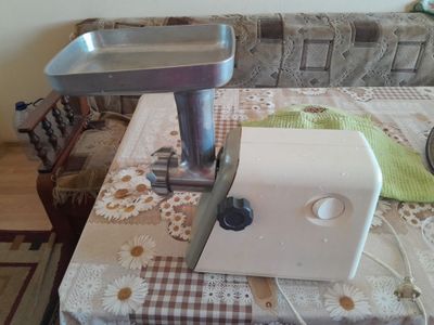 Электромясорубка