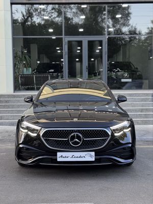 Mercedes Benz W214 E 300 4 Matic